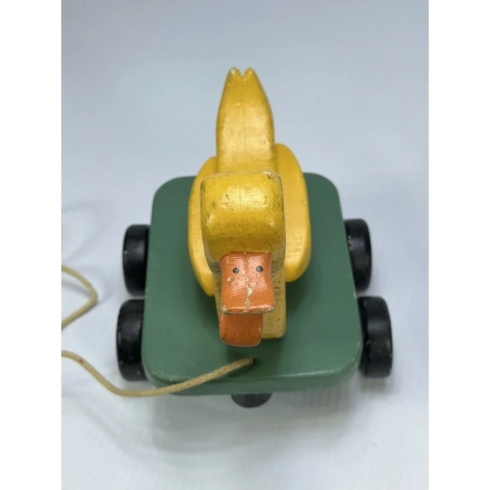 Vintage Pull Behind Wooden Duck Pull Toy It's Beak Opens Closes When Pulled 1987